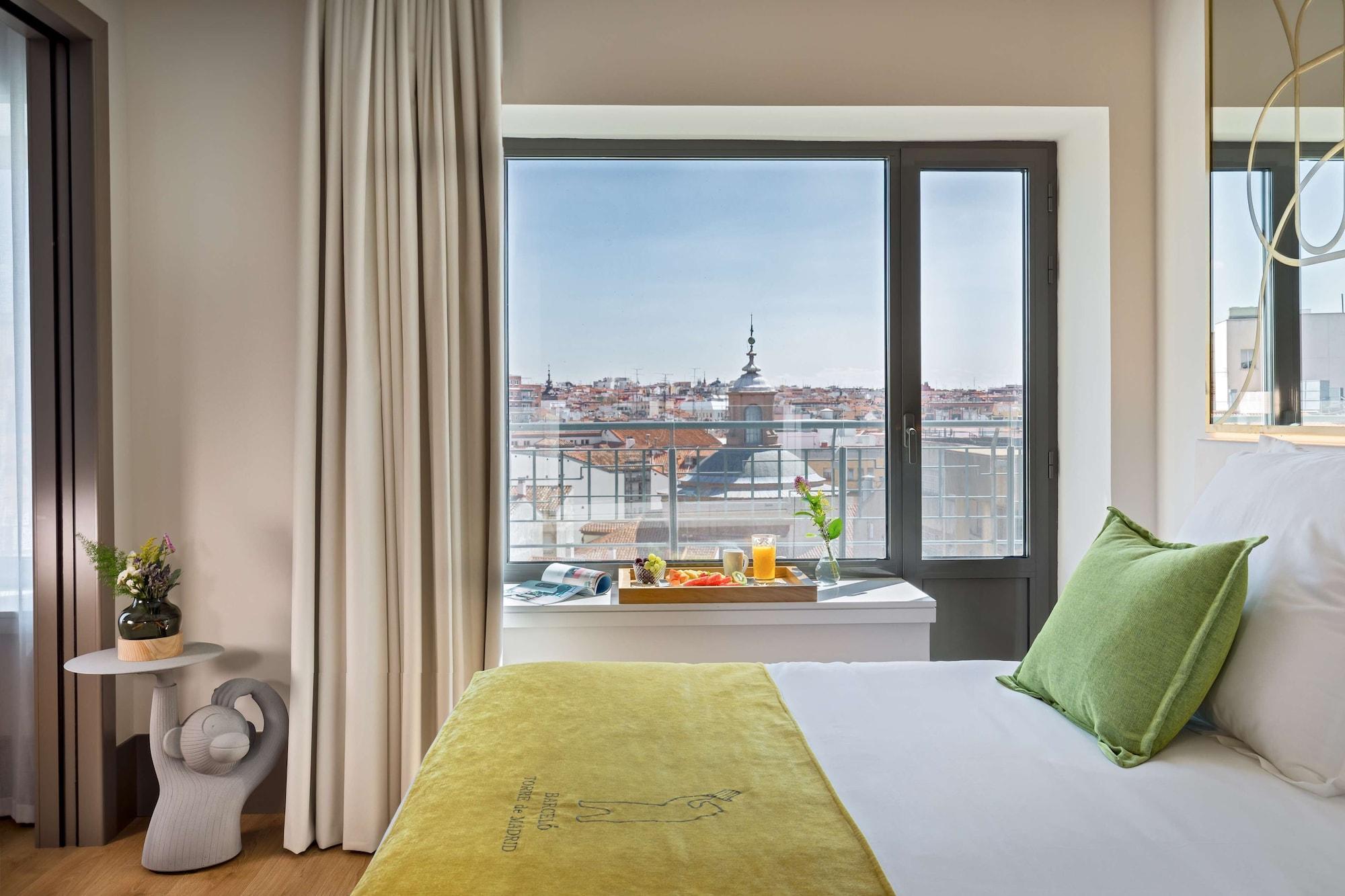 Hotel Barcelo Torre De Madrid Esterno foto Deluxe room
