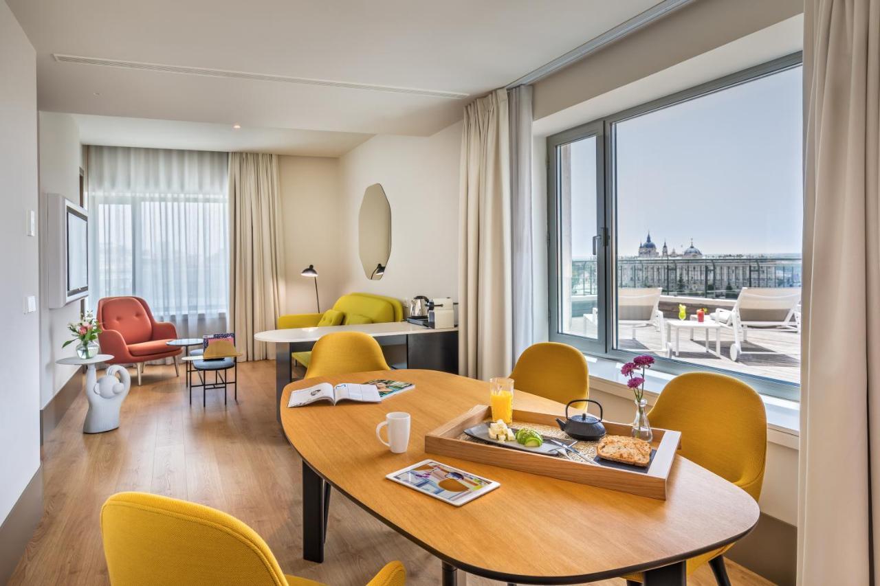 Hotel Barcelo Torre De Madrid Esterno foto Suite at the Hotel
