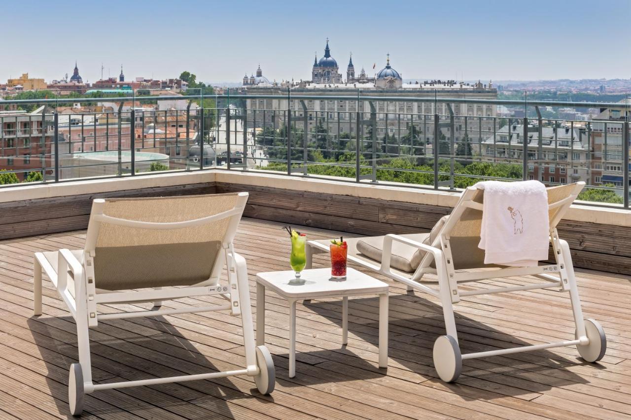 Hotel Barcelo Torre De Madrid Esterno foto Rooftop terrace